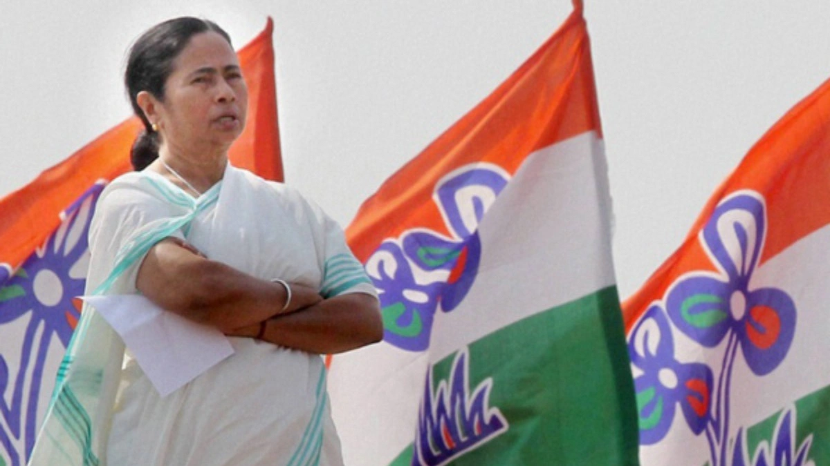 ভাঙনের মুখে তৃণমূল কংগ্রেস!