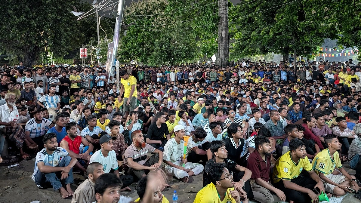 টিএসসি যেন একটুকরো ব্রাজিল