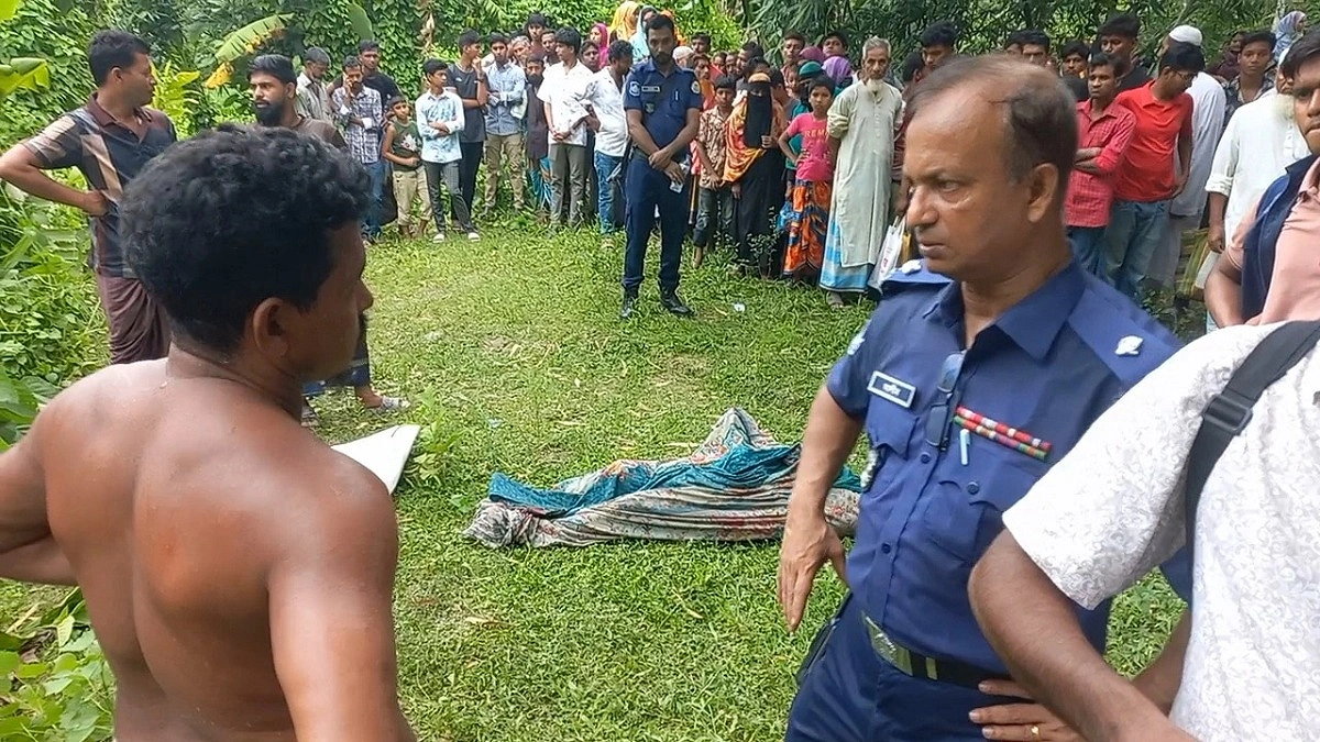 রাতে নিখোঁজ ব্যবসায়ী, সকালে মিলল মাথাবিহীন দেহ