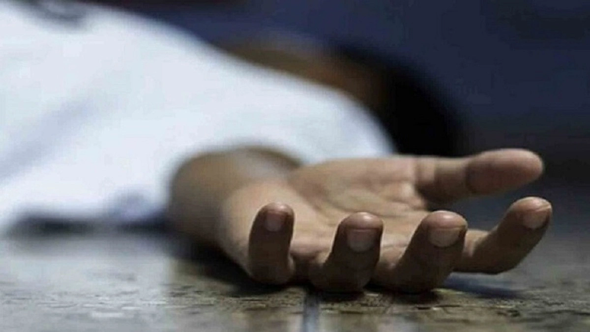 কলাবাগানে নির্মাণাধীন ভবন থেকে পড়ে শ্রমিকের মৃত্যু