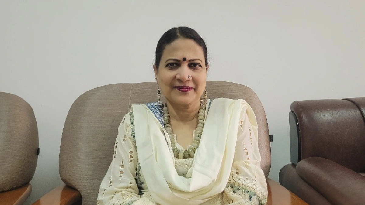 বাউবি থেকে সরিয়ে দেওয়া হলো অধ্যাপক নাজনীনকে