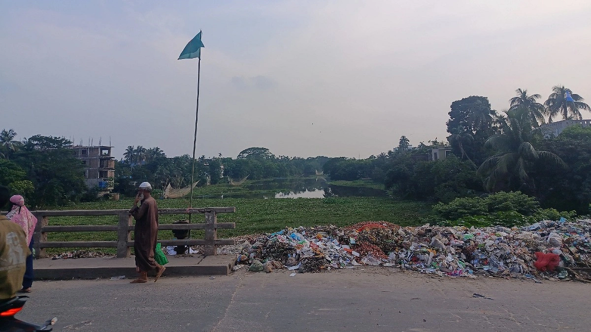 কাঁচামাটিয়ার মৃত্যু সনদে সই করবেন কে?