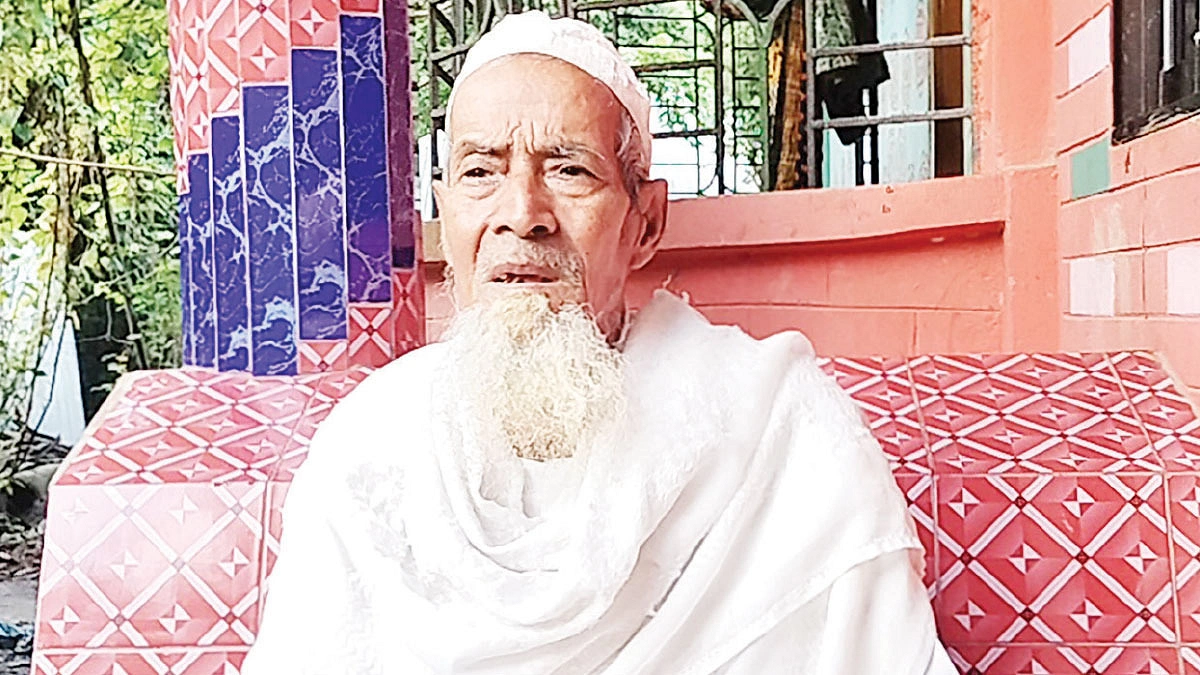 ৫ হাজার কবর খুঁড়েছেন আলী হোসেন