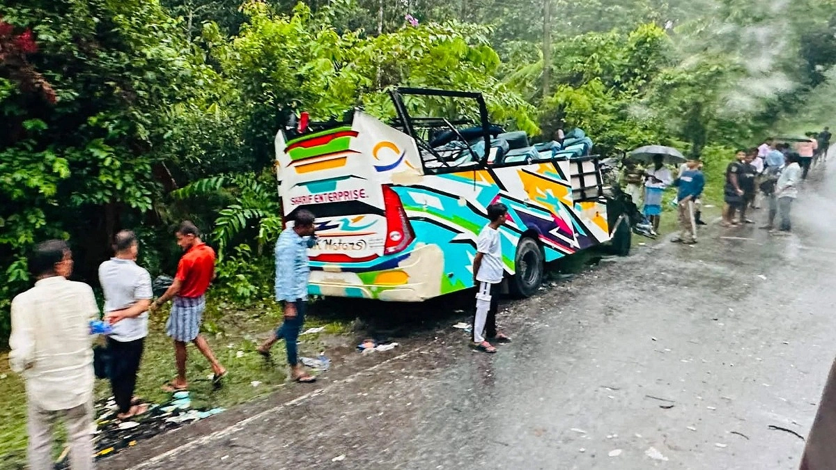 চকরিয়ায় দুই বাসের মুখোমুখি সংঘর্ষ, নিহত বেড়ে ২