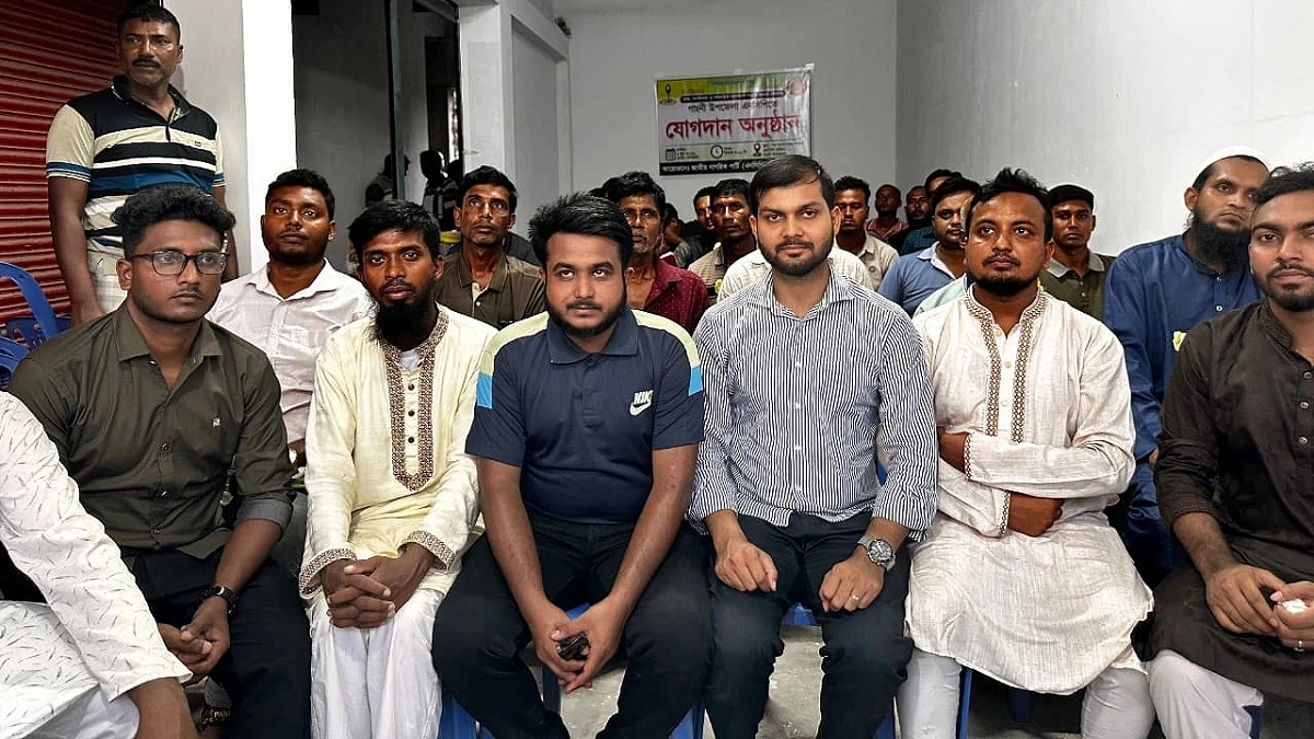 মেহেরপুরে এনসিপিতে যোগ দিলেন অর্ধশত তরুণ