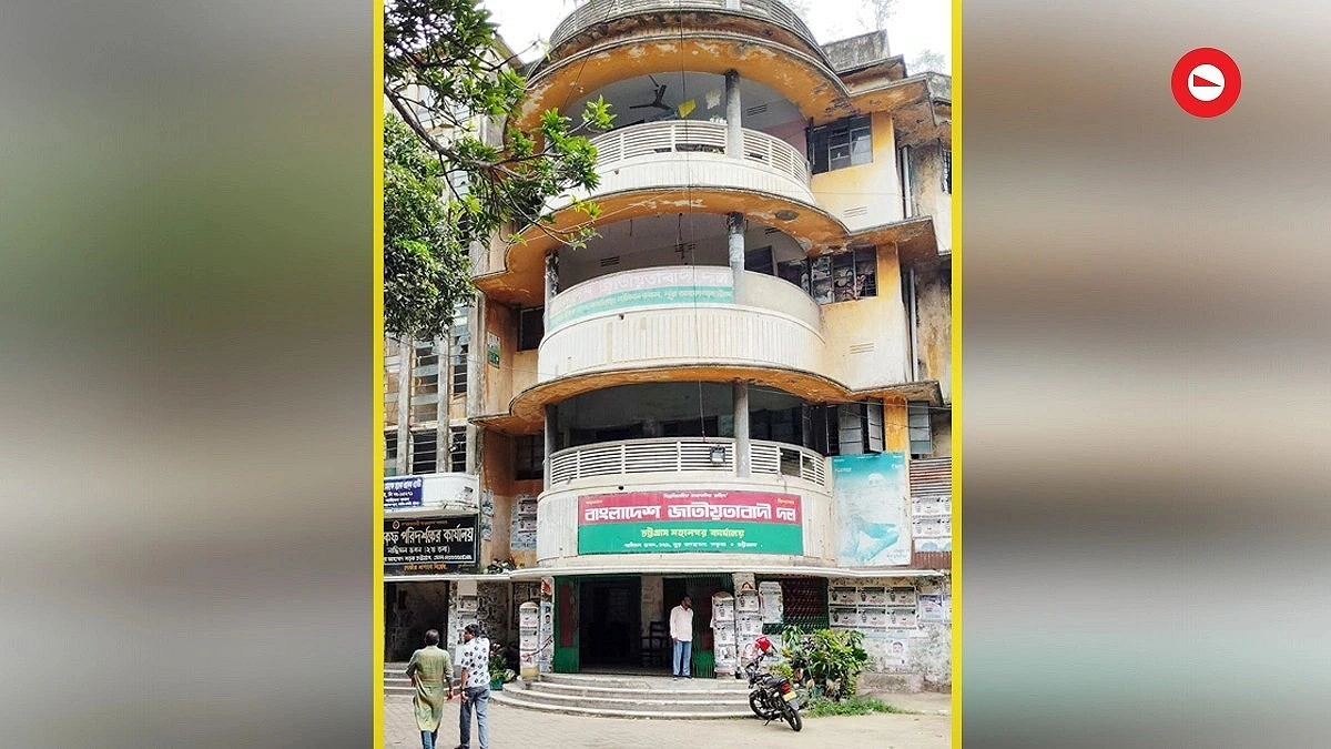 দুঃসময়ে সরব সুসময়ে নীরব