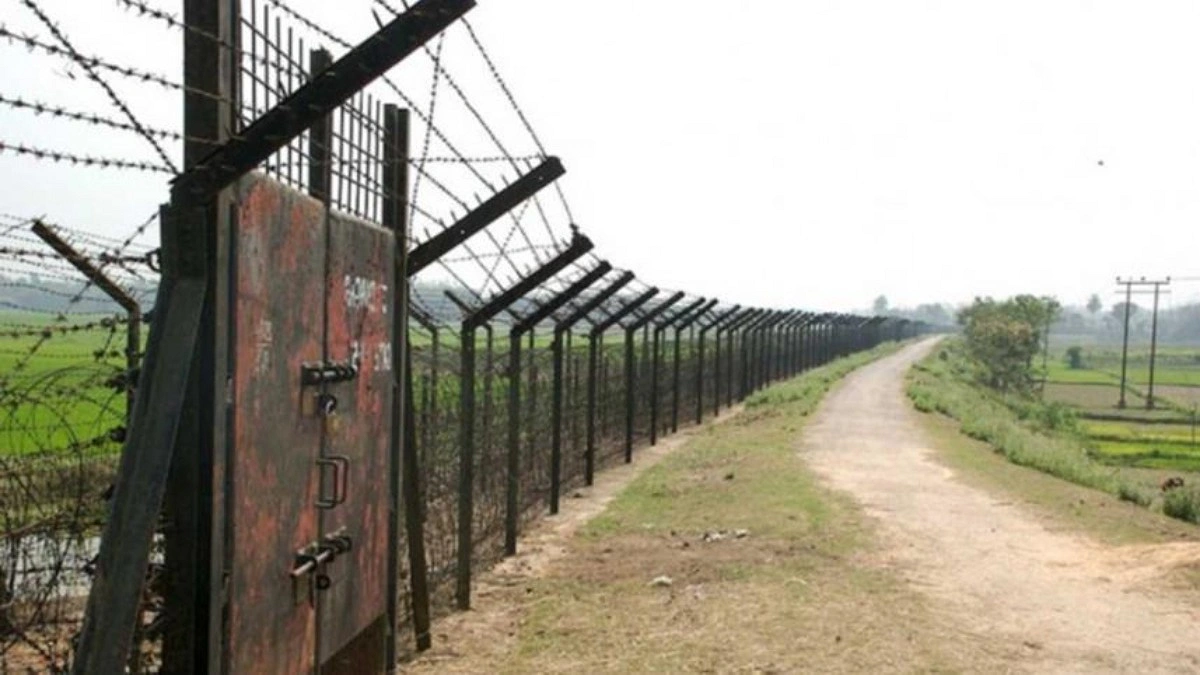 সীমান্তের কাঁটাতারে রাজনীতির ছায়া : ভারত-বাংলাদেশ সম্পর্কে কি নতুন সংকটের ইঙ্গিত?