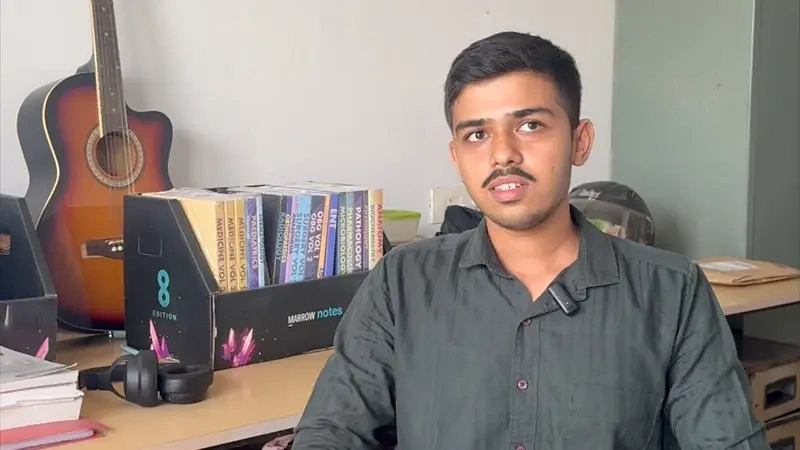 দুর্ঘটনার পর তিনি বেশ কয়েক রাত চিৎকার করে কাটিয়েছেন আরমান খান পাঠান