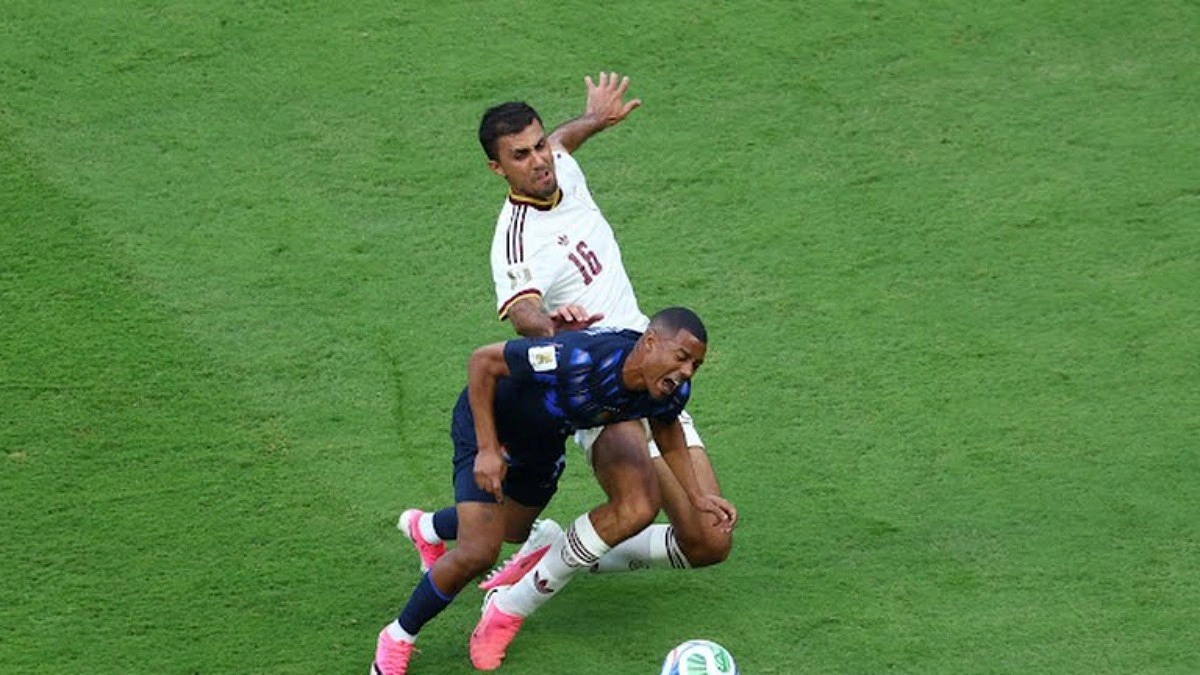 উরুগুয়ের একের পর এক বদলি