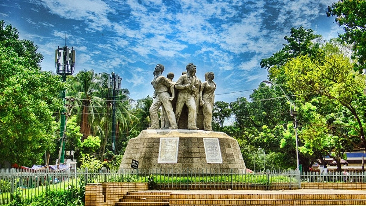 কাঁঠাল পাড়তে গিয়ে ঢাকা বিশ্ববিদ্যালয়ে একজনের মৃত্যু