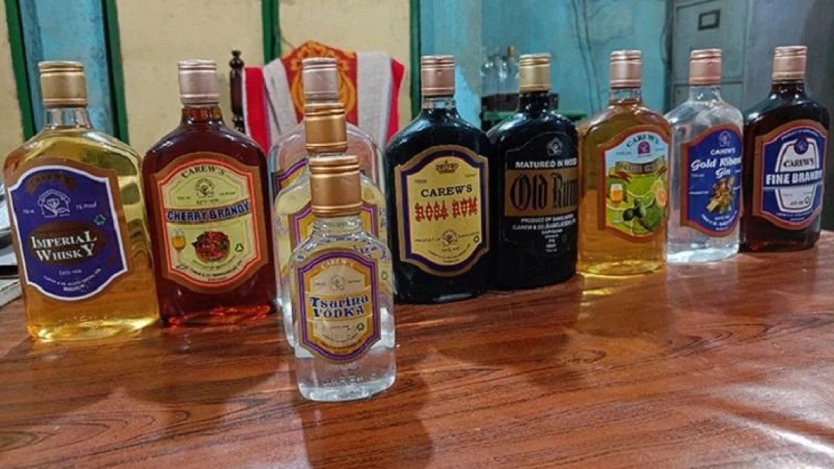 বাজেটে বাড়ল মদের দাম