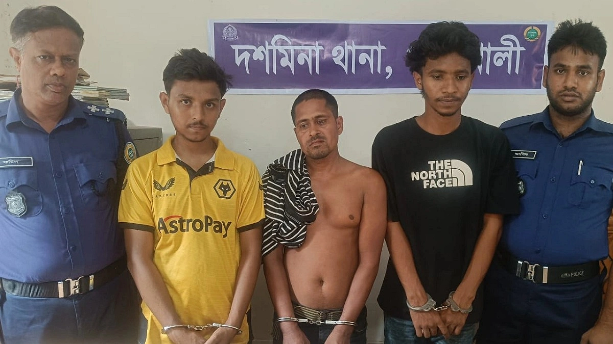 দশমিনায় ইয়াবাসহ তিন মাদক কারবারি আটক