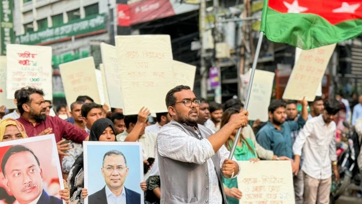 নয়াপল্টনে ছাত্রদলের আনন্দ মিছিল
