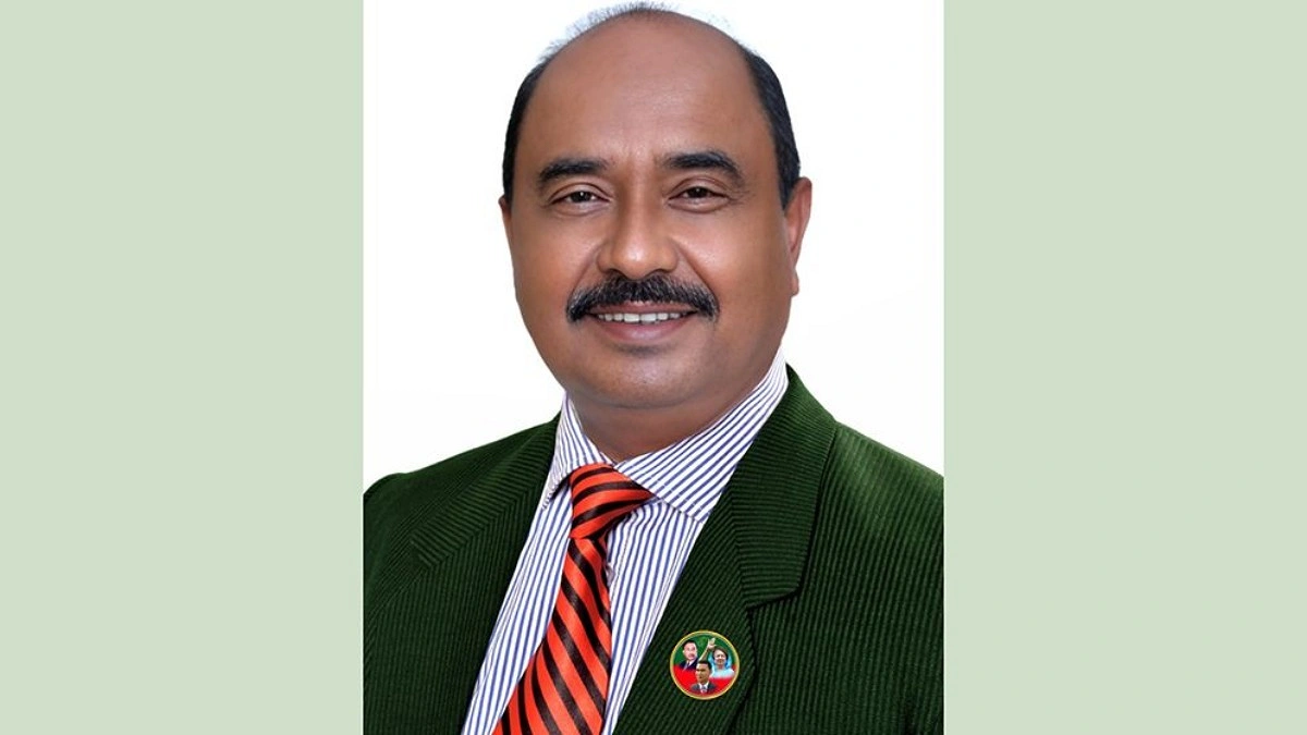 আসিফ-হাসনাতের বিরুদ্ধে মোস্তাক মিয়ার অভিযোগ মিডিয়ায় ভাইরাল