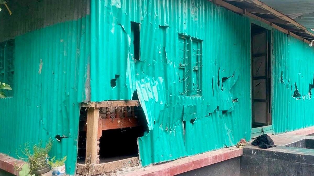 সালথায় দুই পক্ষের সংঘর্ষে আহত ২০, বসতবাড়ি ভাঙচুর