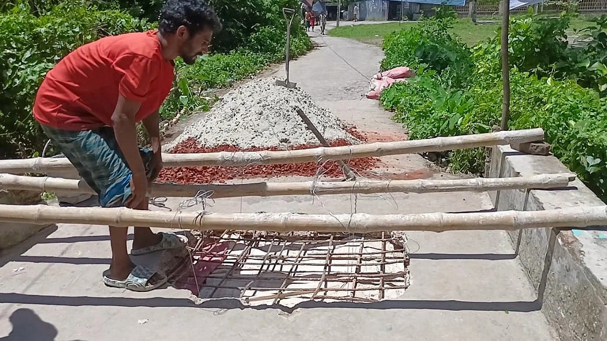 সরকারি বরাদ্দে নয়, স্থানীয়দের হাতেই ফিরল ভাঙা কালভার্টের ‘প্রাণ’