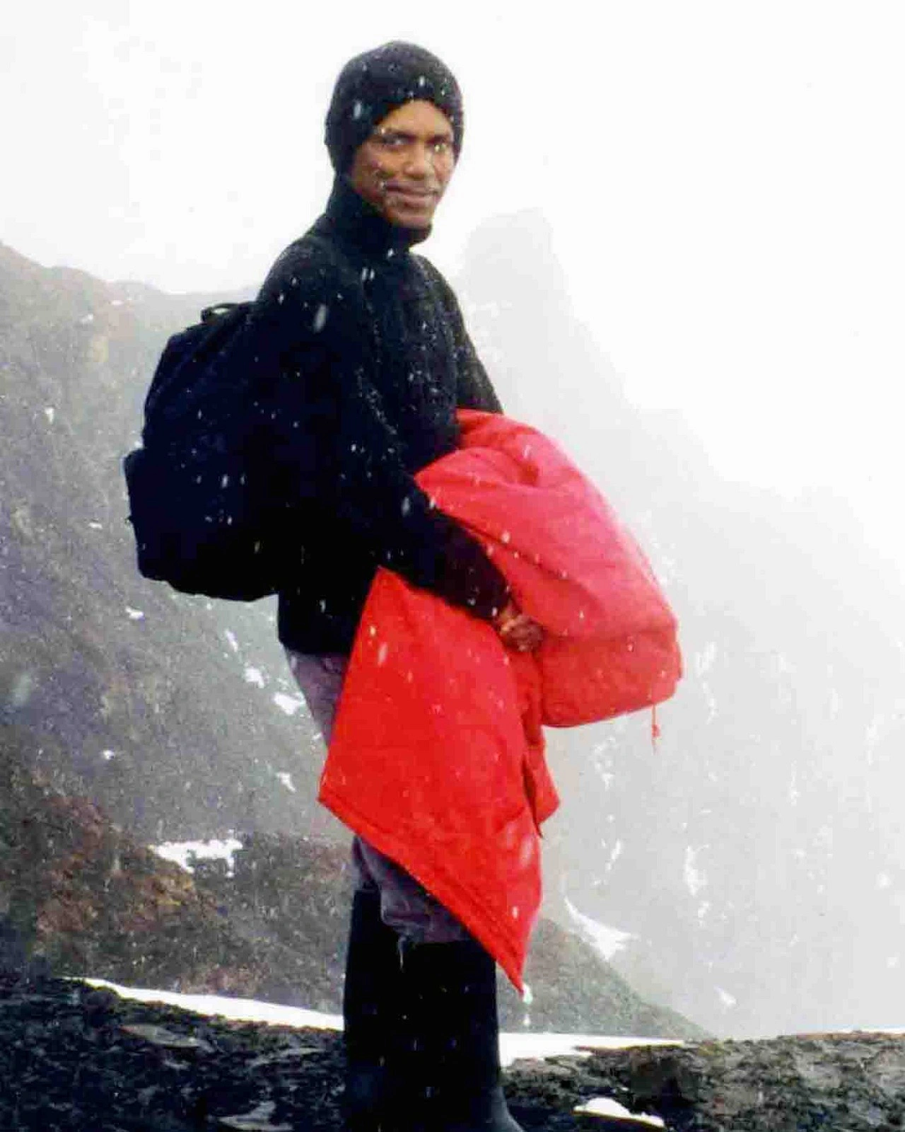 অ্যান্টার্কটিকায় প্রতারণা দ্বীপে, ১৯৯৭