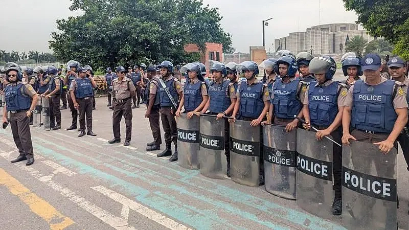 উগ্রপন্থা যেন মাথা চাড়া দিতে না পারে সেলক্ষ্যে কাজ করার কথা বলছে পুলিশ, প্রতীকী ছবি