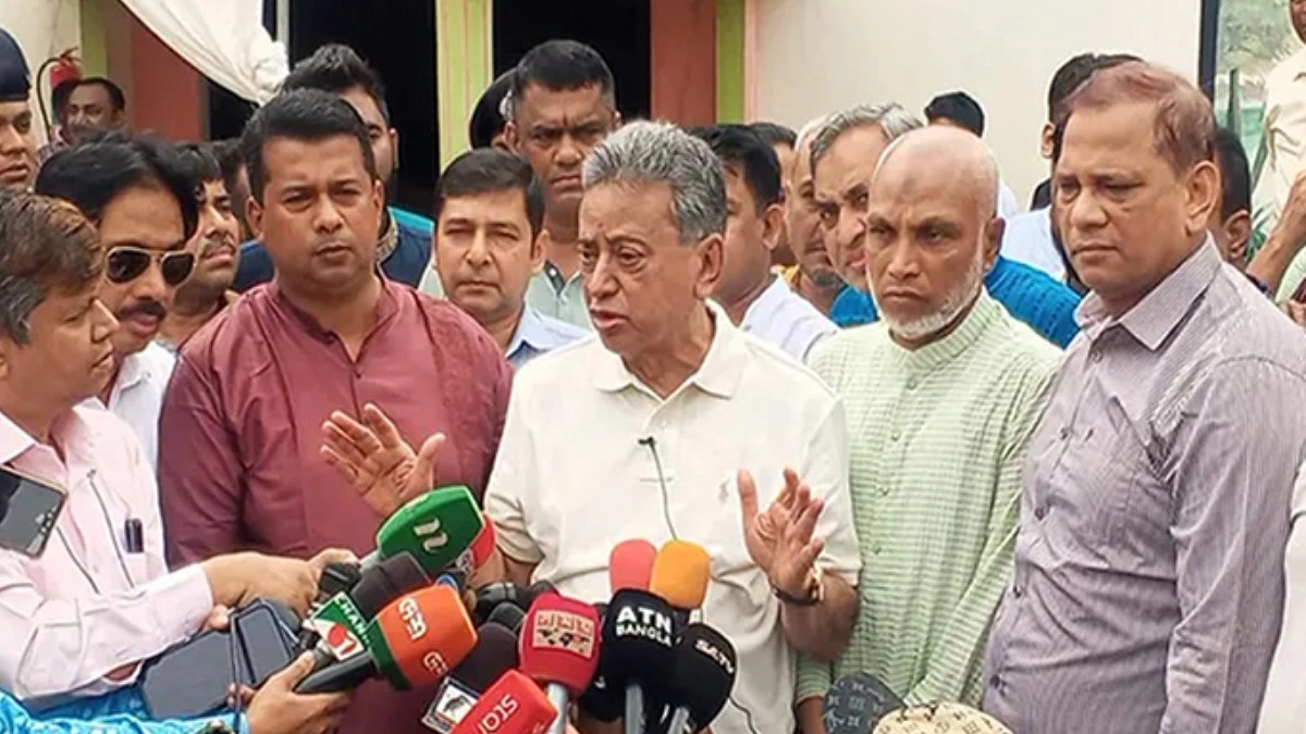 বন্যায় ক্ষতিগ্রস্তদের পুনর্বাসনের কাজ শুরু হয়েছে