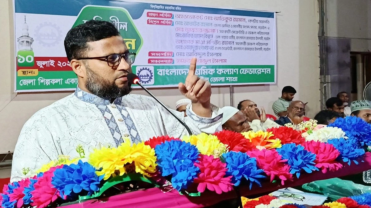 সবার ভাগ্যের পরিবর্তন হয় কিন্তু শ্রমিকদের পরিবর্তন হয় না