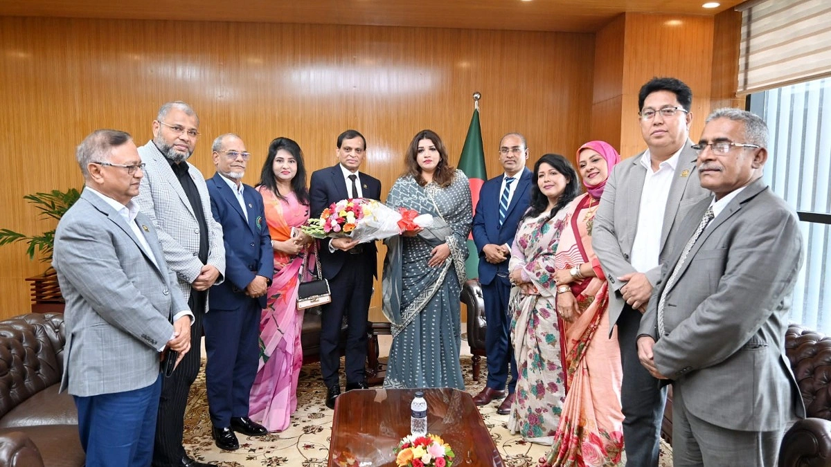 বিশ্বের বিভিন্ন অঞ্চলে বাণিজ্য সম্প্রসারণ করতে চায় বাংলাদেশ