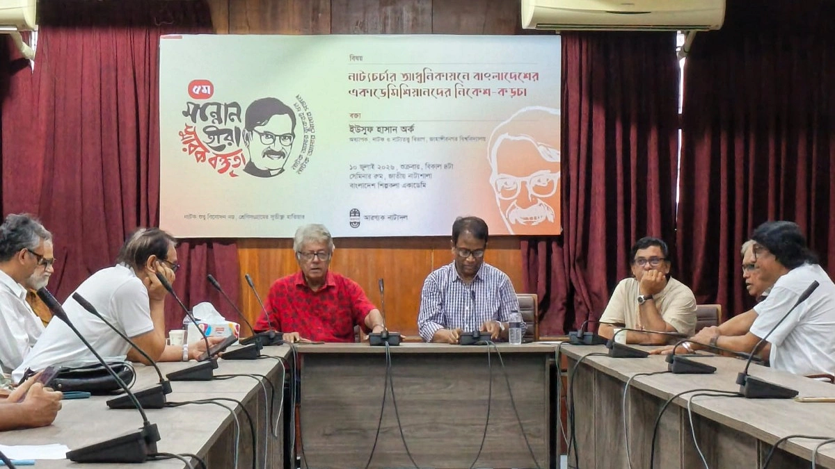 ‘জীবন ও সমাজ সম্পর্কে মান্নান হীরার ধারণা ছিল অনন্য সাধারণ’