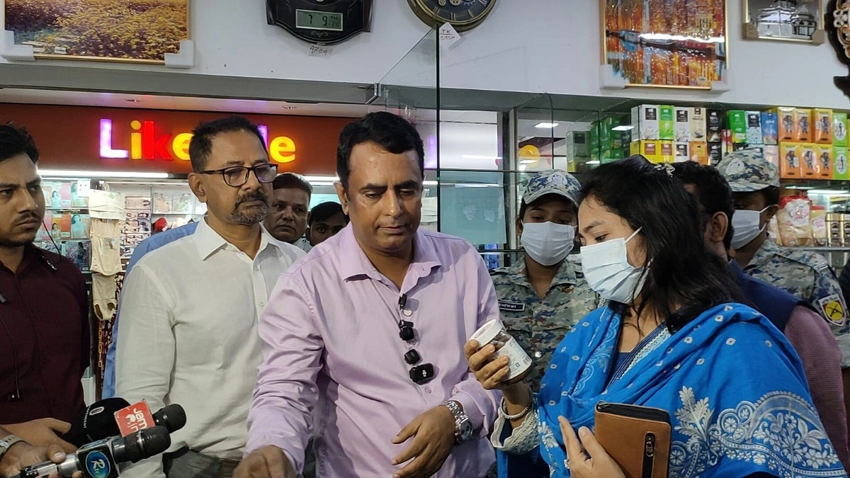 বসুন্ধরা সিটিতে নিম্নমানের পণ্য বিক্রি, ৬ লাখ টাকা জরিমানা
