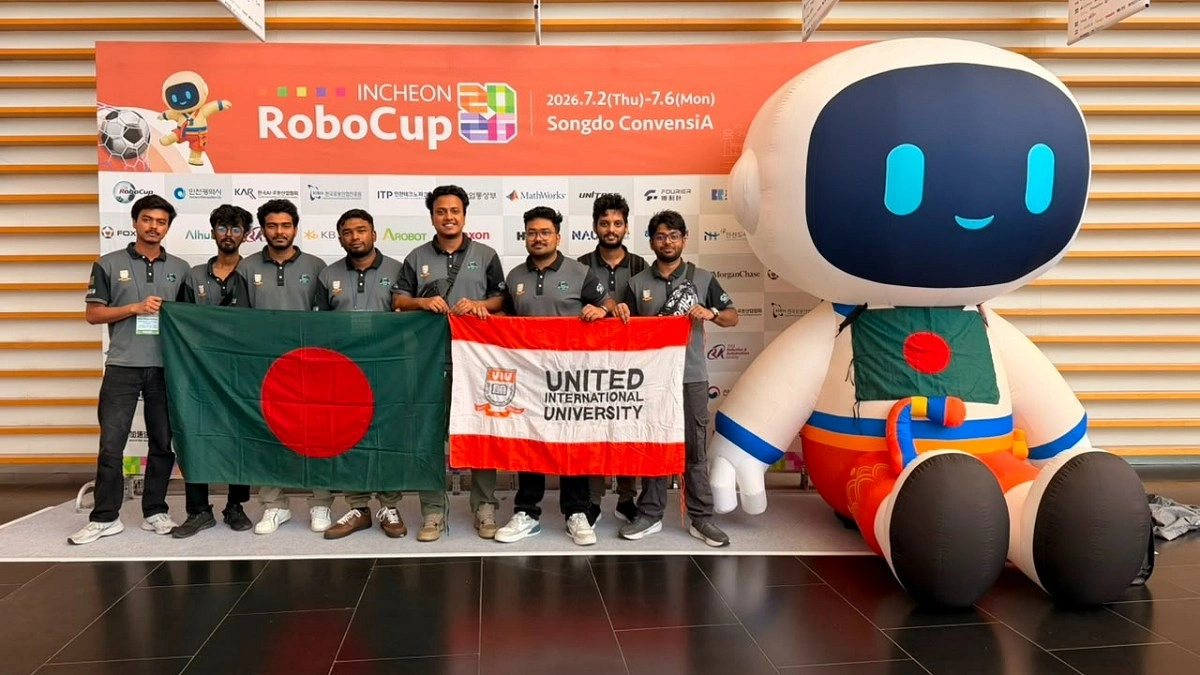 ইউআইইউ রেসকিউ রোভার টিমের ‘রোবোকাপ রেসকিউ লিগ ২০২৬’