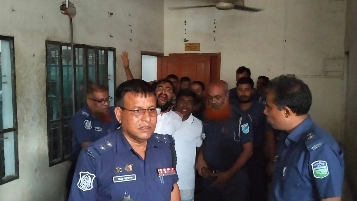 গৃহবধূকে ধর্ষণ মামলায় ৭ আসামির মৃত্যুদণ্ড