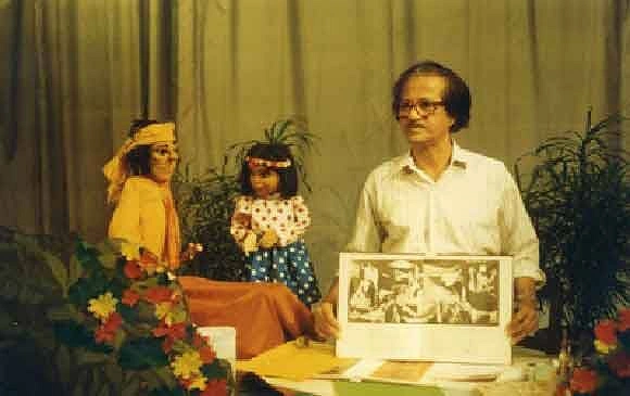 মুস্তাফা মনোয়ারের মনের কথা অনুষ্ঠানে পারুল ও বাউল চরিত্র - সংগৃহীত ছবি