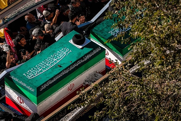 খামেনীর কফিনবাহী গাড়ি