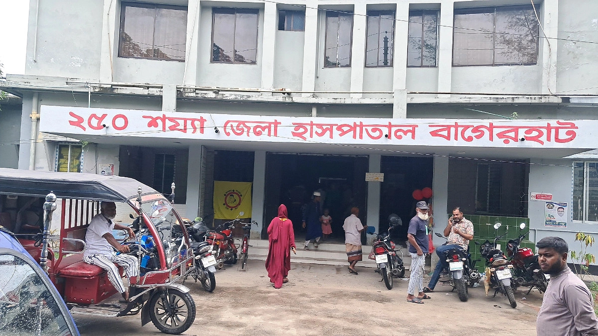 মোটরসাইকেল-মাহিন্দ্রার সংঘর্ষে স্কুলছাত্র নিহত