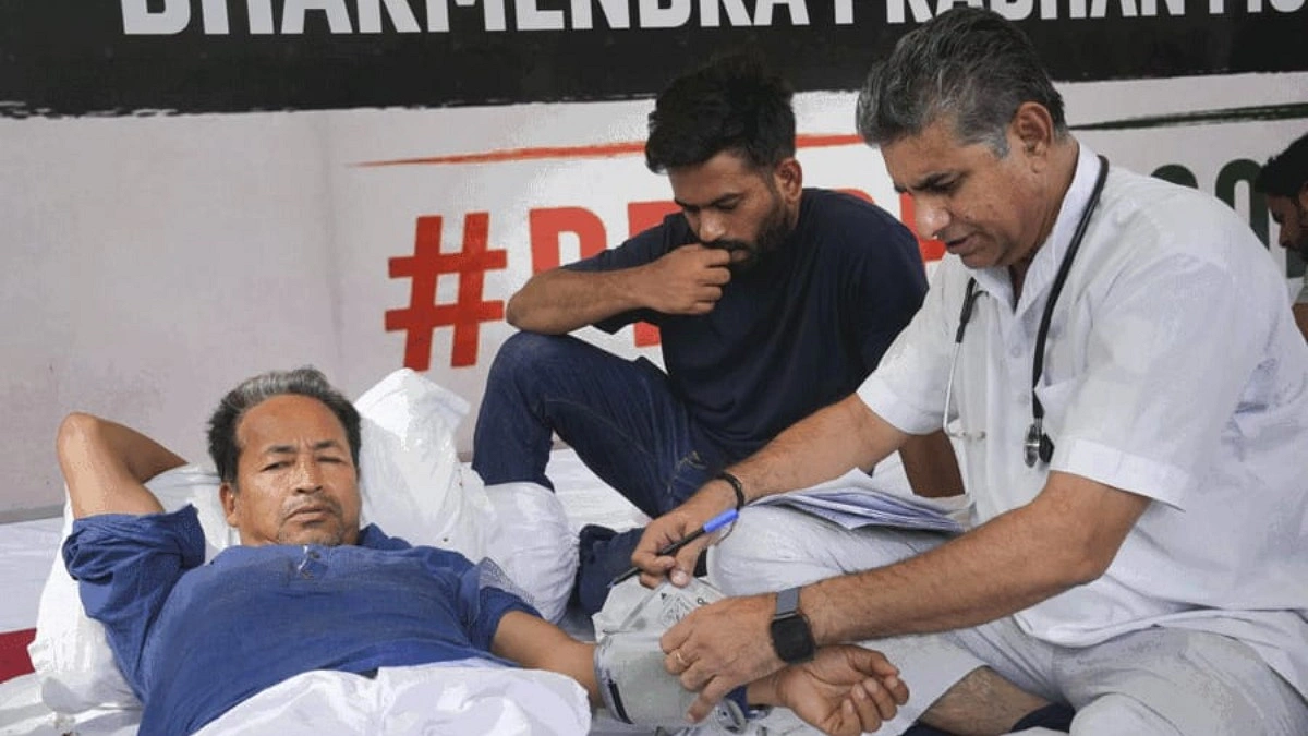 শিক্ষামন্ত্রীর পদত্যাগের দাবিতে অনড় ককরোচ জনতা পার্টি