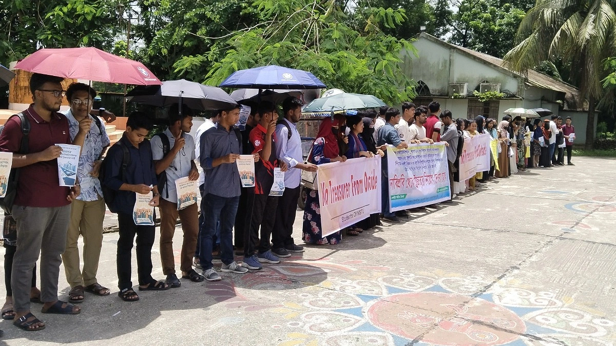 বহিরাগত নয়, নোবিপ্রবির শিক্ষককেই ট্রেজারার চান শিক্ষার্থীরা