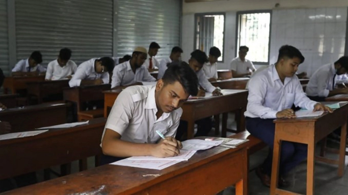 শিক্ষার্থীদের স্বার্থ সুরক্ষায় পূর্ণ নম্বরের আশ্বাস শিক্ষা বোর্ডের