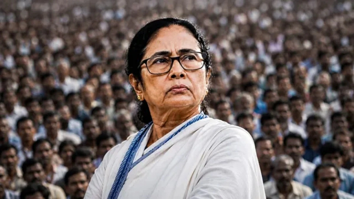 ২১ জুলাইয়ের মঞ্চ নিয়ে টানাপড়েন, বিজেপির কটাক্ষের মাঝেই অনড় মমতা