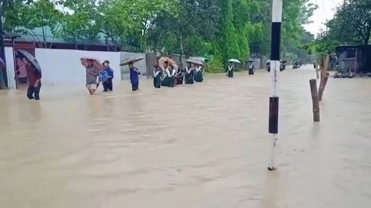 খাগড়াছড়ি-রাঙামাটি সড়ক বিচ্ছিন্ন