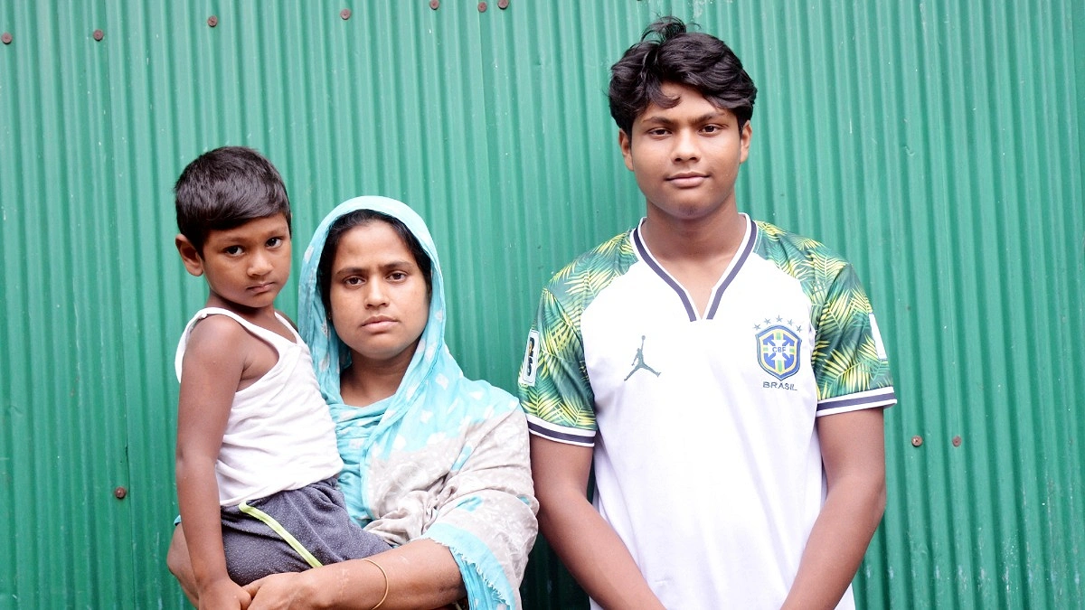 আজও বাবার অপেক্ষায় পাঁচ বছরের হানিফা
