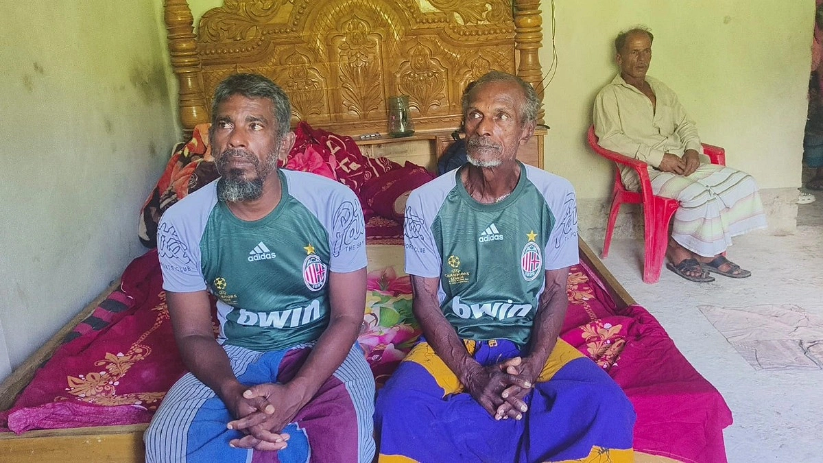 ‘৩৬ দিন সাগরে ভেসেছিলেন দুই জেলে’, খেতেন কাঁচা মাছ