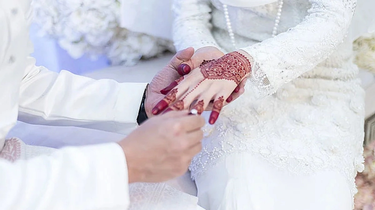 বিয়ে লুকিয়ে রাখা কি শরিয়তসম্মত?