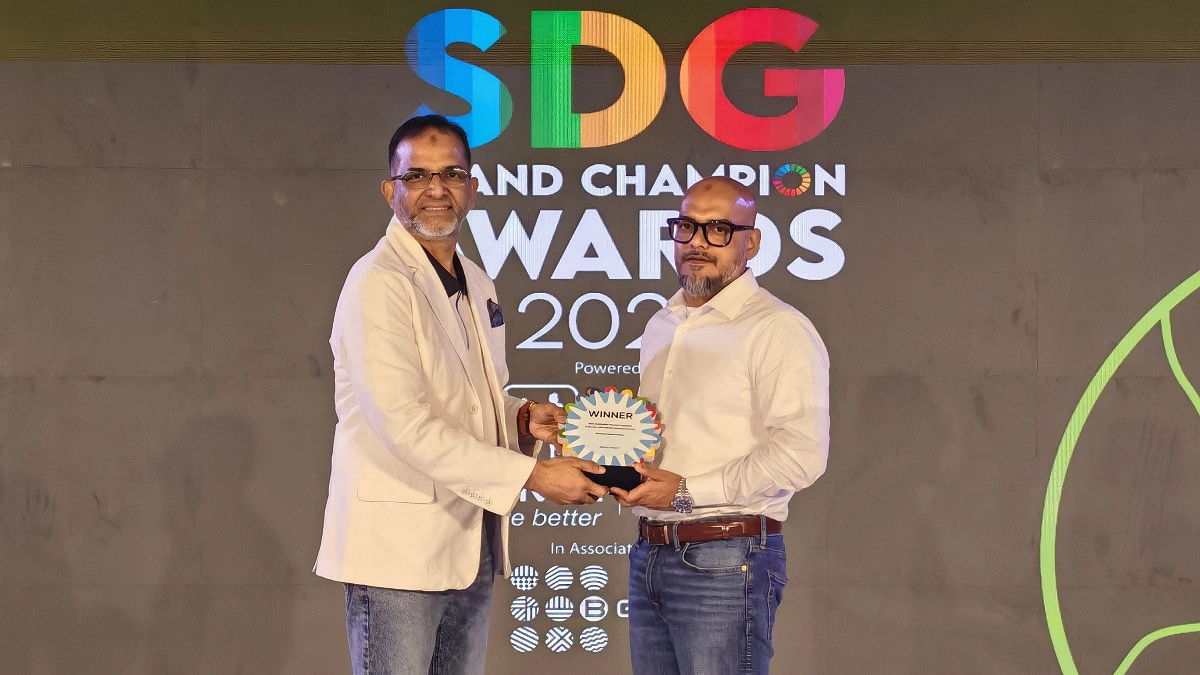 টেকসই আর্থিক খাত ও কমিউনিটি উন্নয়নে এসডিজি অ্যাওয়ার্ড জিতল বিকাশ