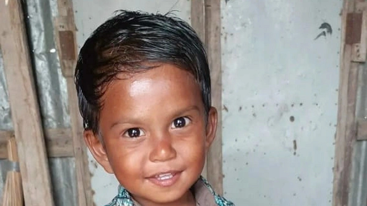 খেলতে গিয়ে গর্তের পানিতে পড়ে শিশুর মৃত্যু