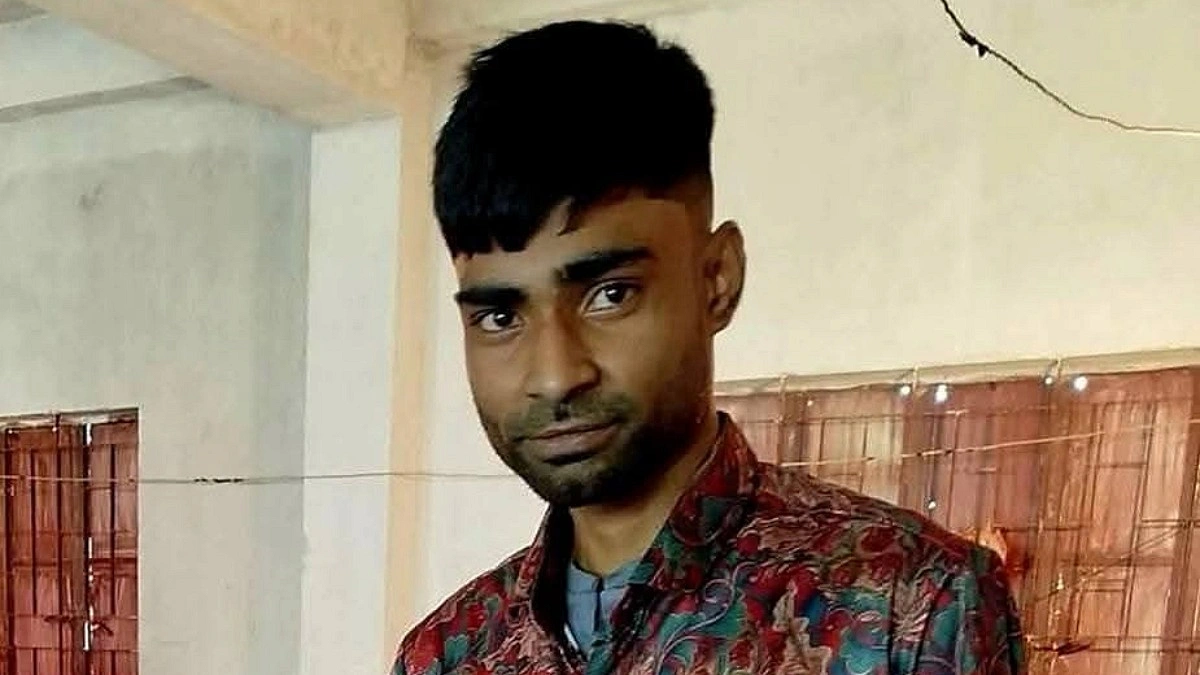 শ্বশুরবাড়িতে সাবেক ছাত্রদল নেতাকে কুপিয়ে হত্যা