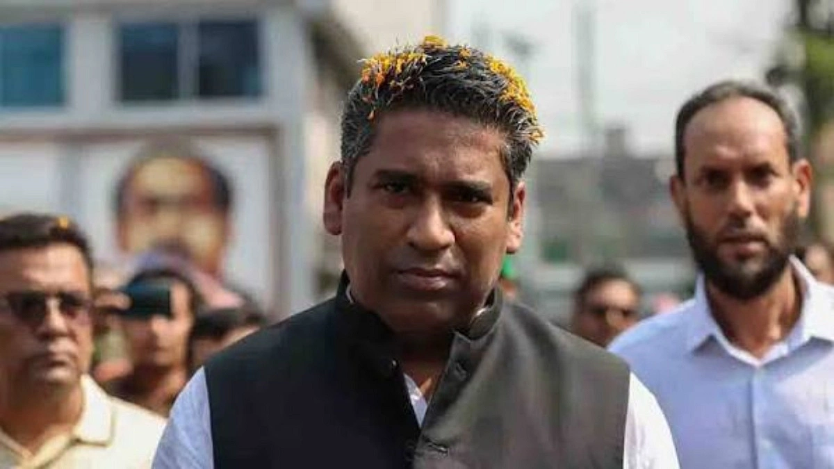 পশ্চিমবঙ্গ থেকেও পালাতে হয় সাদিককে