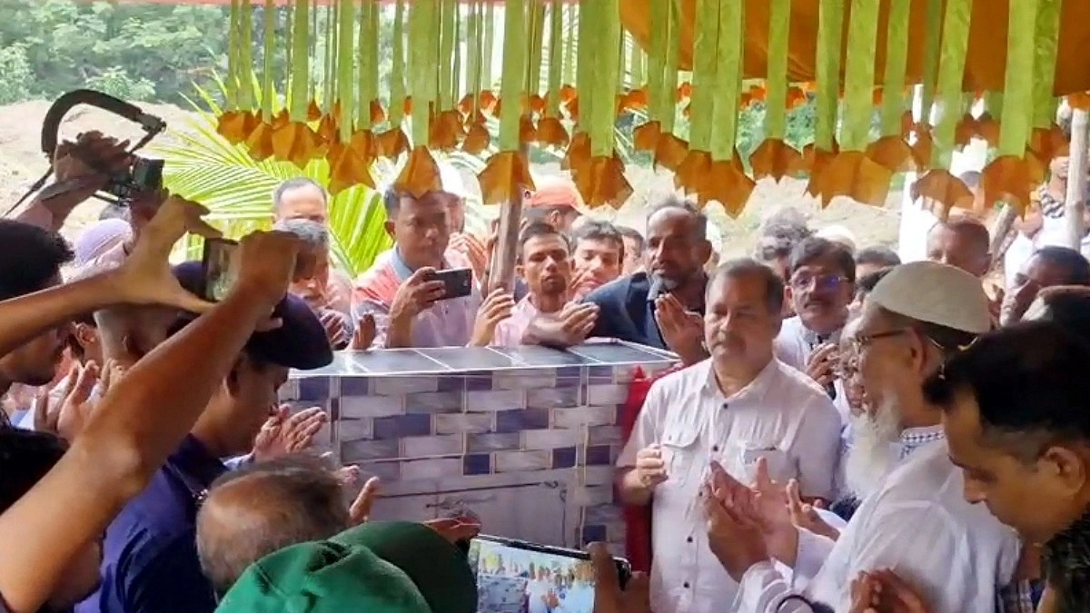 জিয়া পরিবারের সরকার হারিয়ে যায় না, বারবার ফিরে আসে