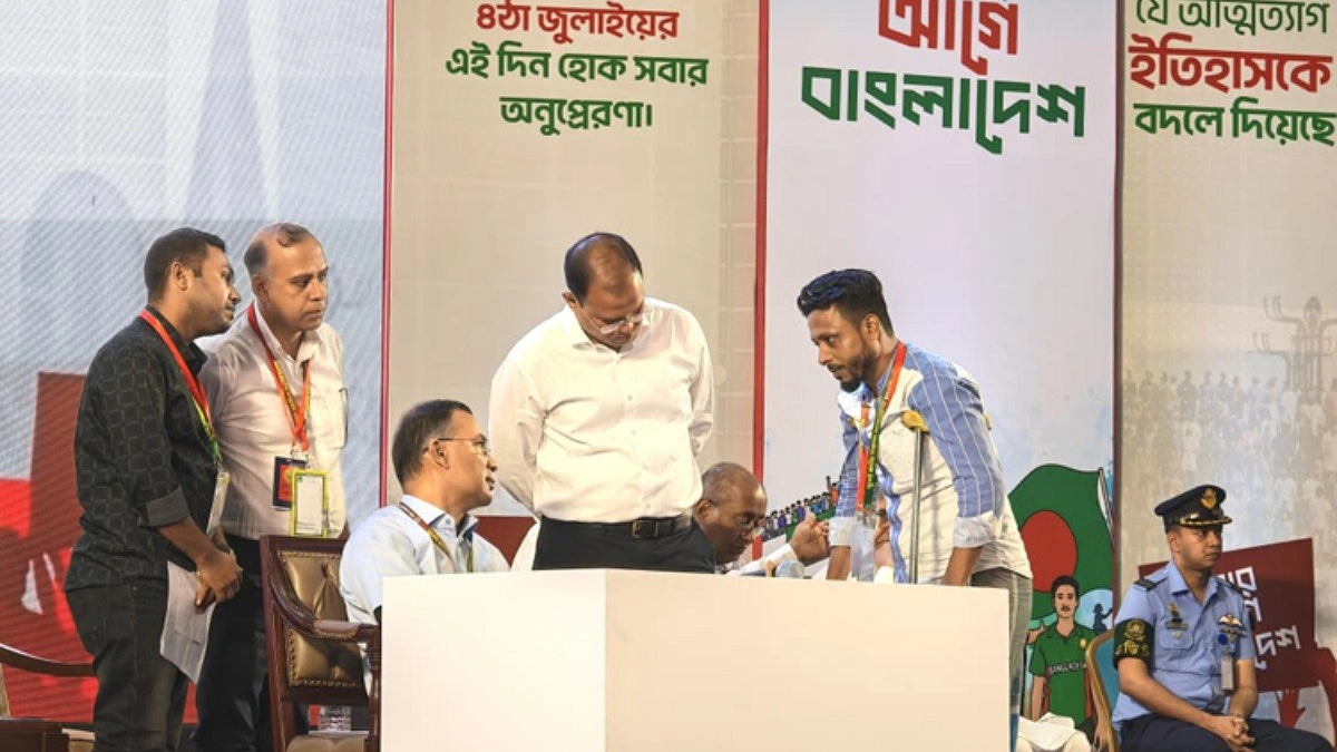 প্রধানমন্ত্রীকে কাছে পেয়ে আবেগাপ্লুত জুলাই শহীদের স্বজনেরা