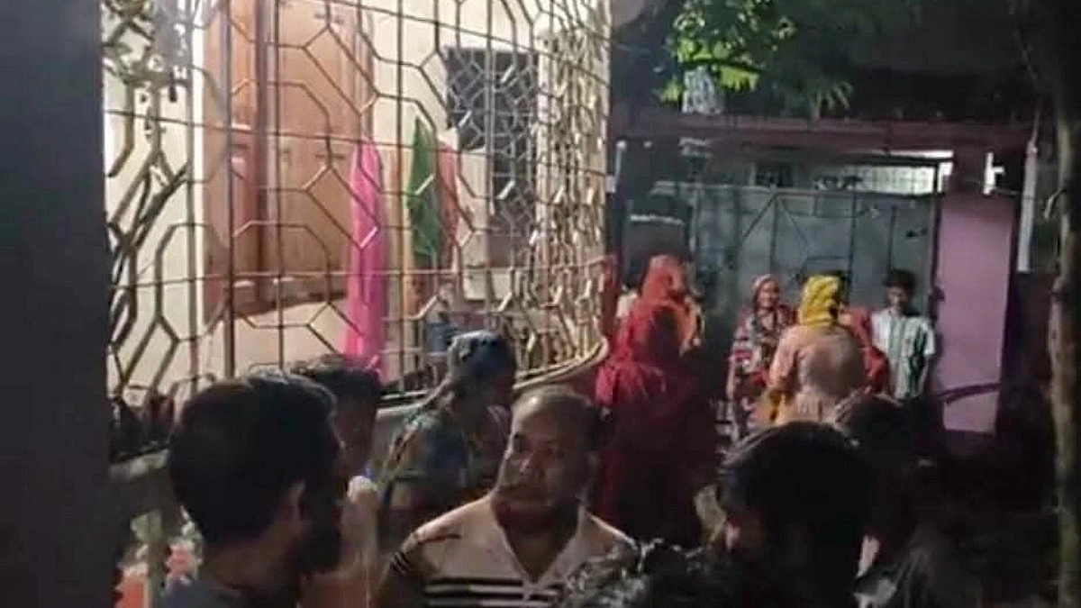 বিএনপি নেতার বাড়িতে গভীর রাতে হামলা-ভাঙচুর, তদন্তে পুলিশ