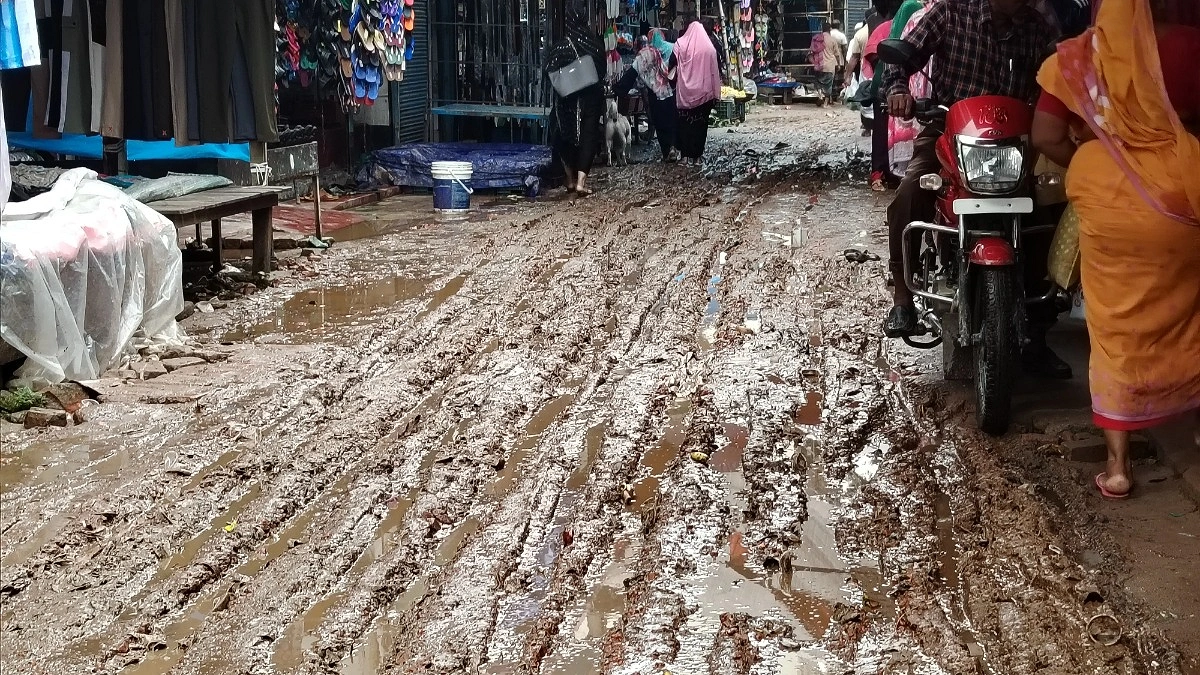 দুর্ভোগের শেষ কোথায়?