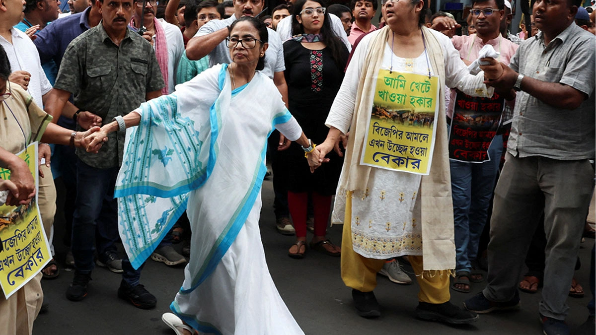 ধর্মতলায় শহীদ দিবসের সভার অনুমতি চেয়ে হাইকোর্টে মমতার তৃণমূল