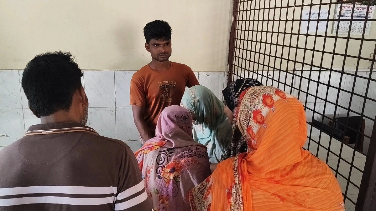মোটর ঘরে সিসি ক্যামেরা লাগাতে গিয়ে বিদ্যুৎস্পৃষ্ট ৩ কৃষক, একজনের মৃত্যু